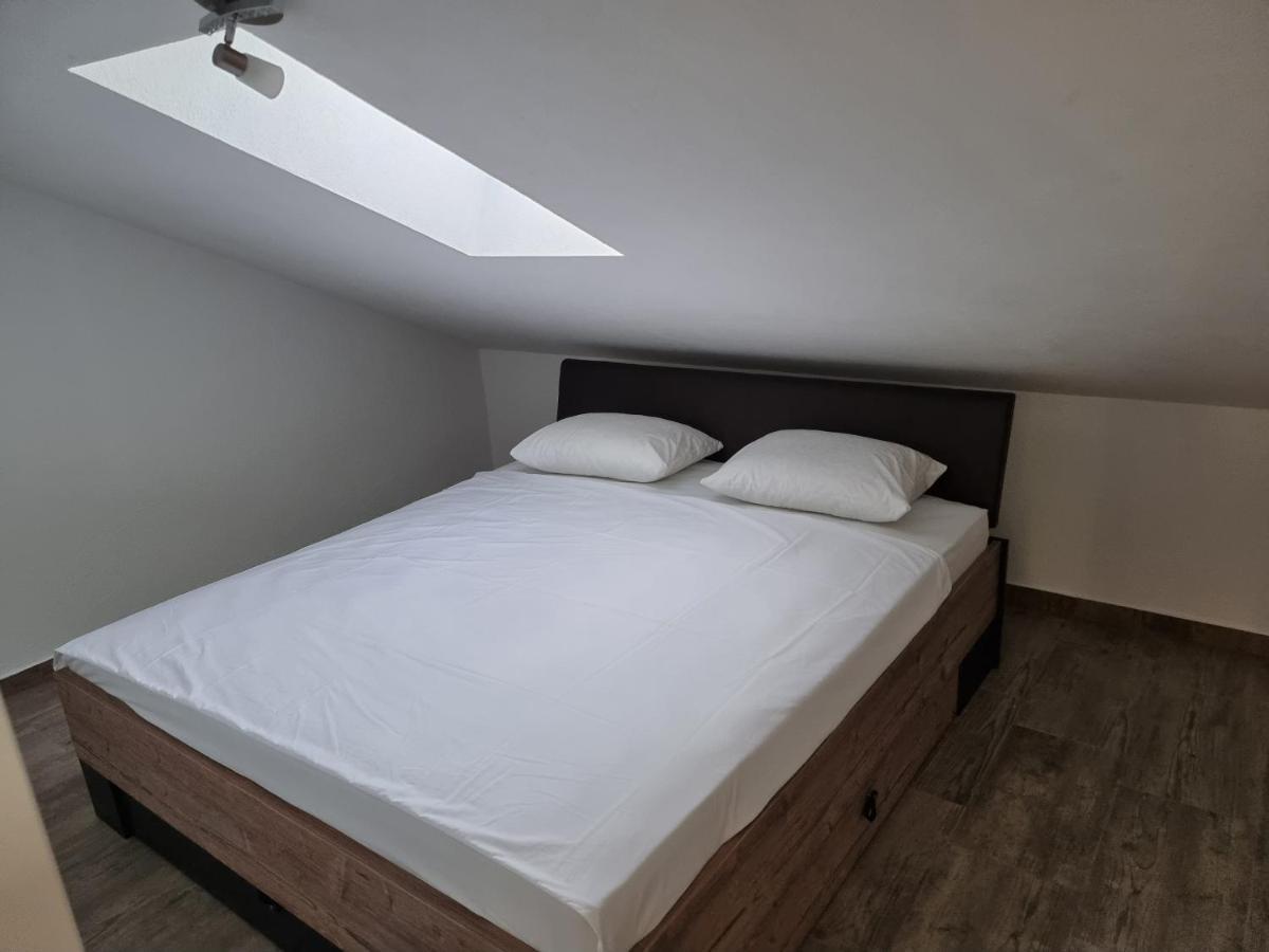 Aksa Residences Вир Экстерьер фото