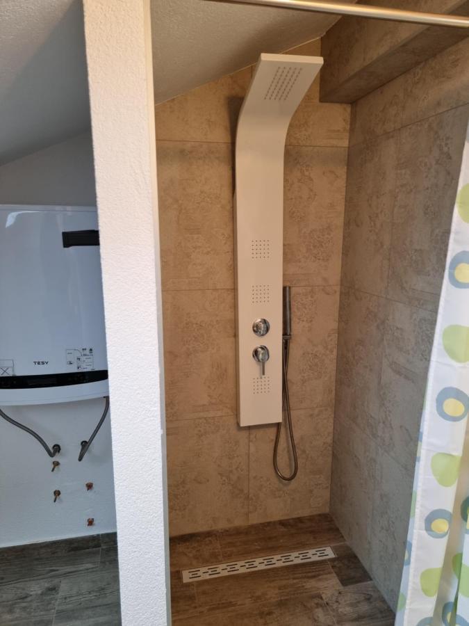 Aksa Residences Вир Экстерьер фото
