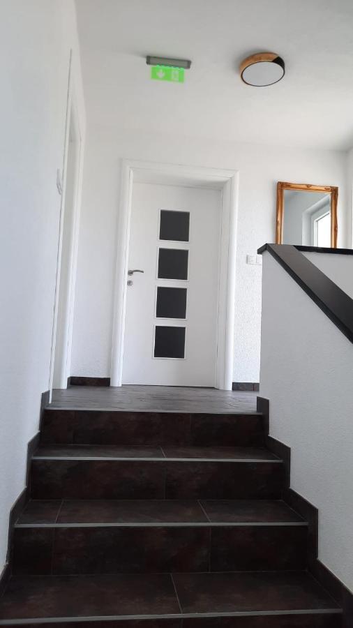 Aksa Residences Вир Экстерьер фото